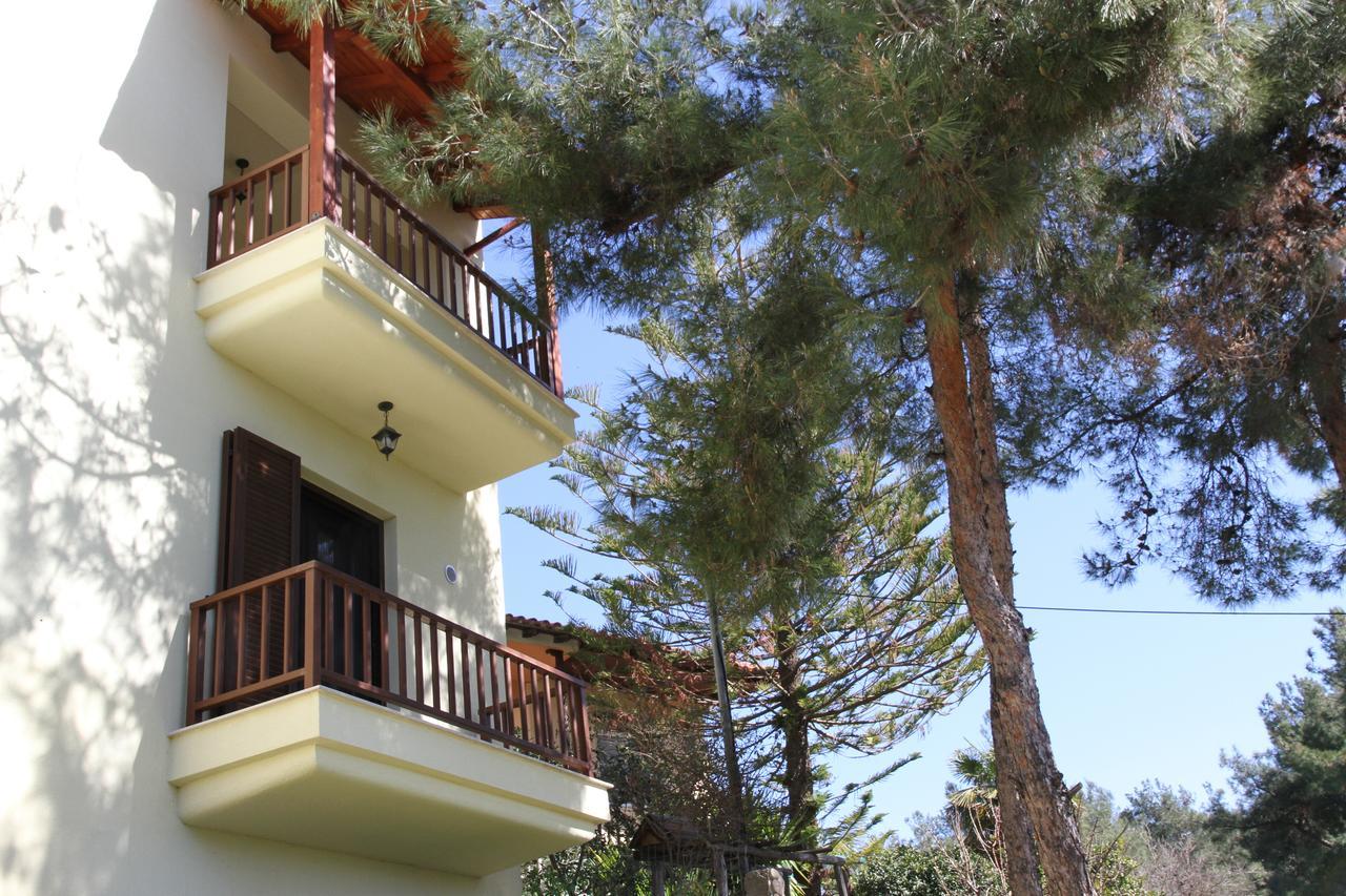 Tavani Villas 依诺罗达 外观 照片