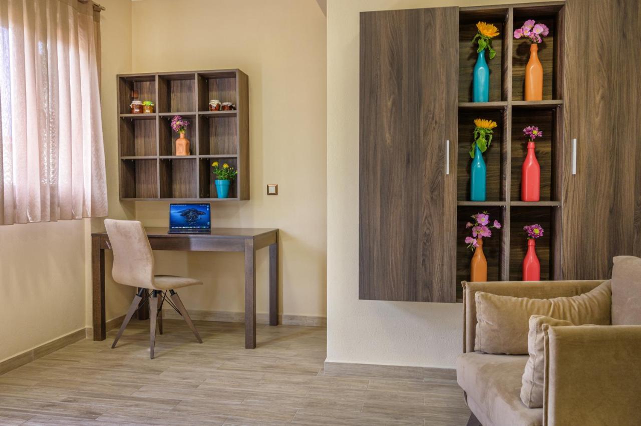 Tavani Villas 依诺罗达 外观 照片
