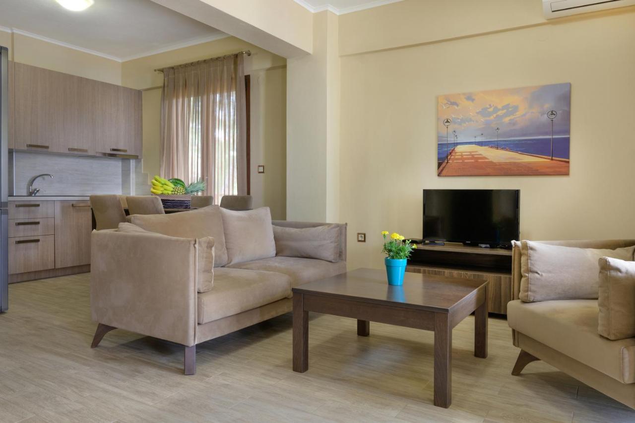 Tavani Villas 依诺罗达 外观 照片