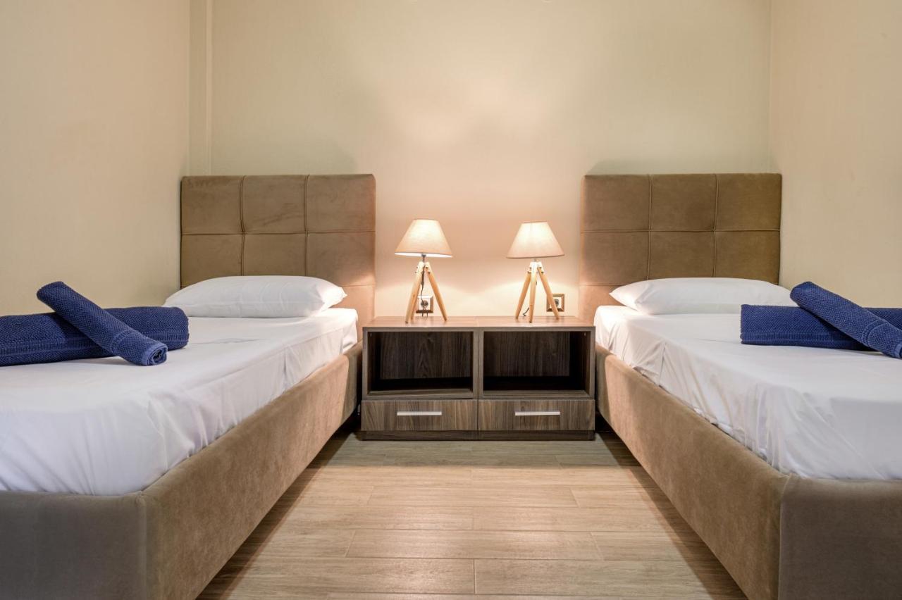 Tavani Villas 依诺罗达 外观 照片