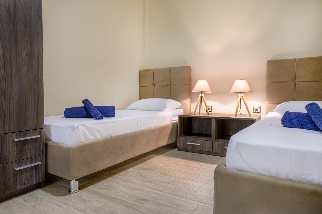 Tavani Villas 依诺罗达 外观 照片